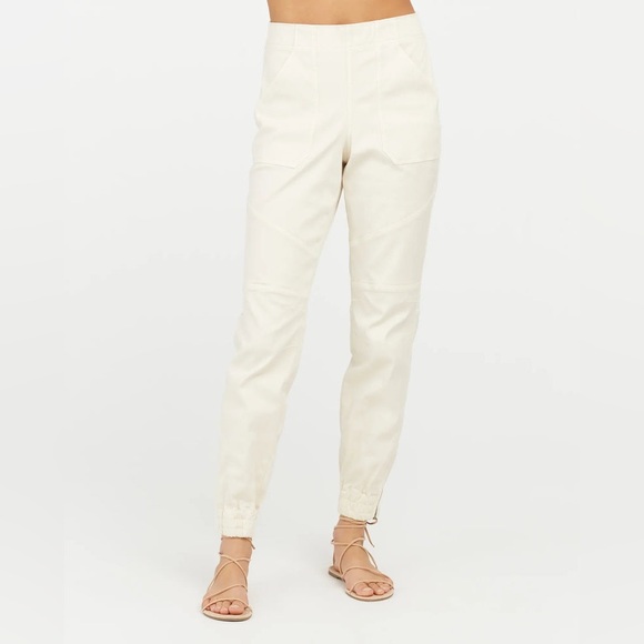 SPANX Pants - NWT Spanx Twill Cargo Jogger in Parchment